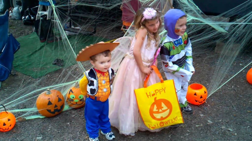 Children Trick or treating